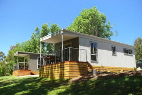 Halls Gap Lakeside Tourist Park - Getaway Accommodation 0
