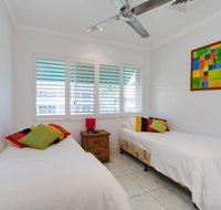 Azure Waters - Getaway Accommodation