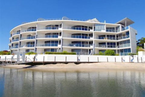 Bluewater Point Resort - Getaway Accommodation 1