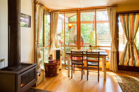 Arcadia Cottages - Getaway Accommodation 3