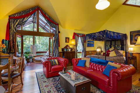 Arcadia Cottages - Getaway Accommodation 2