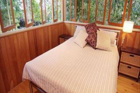Port Douglas Valley Retreat - Getaway Accommodation 7