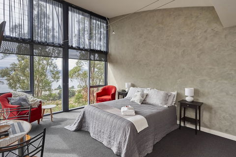 Tamar River Apartments - Getaway Accommodation 0