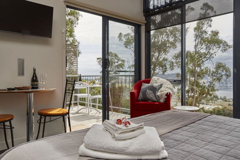 Tamar River Apartments - Getaway Accommodation 6