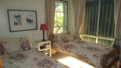 Linley House Bed & Breakfast - Getaway Accommodation 1