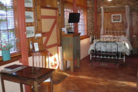 Eagle Foundry Bed & Breakfast - Getaway Accommodation 5