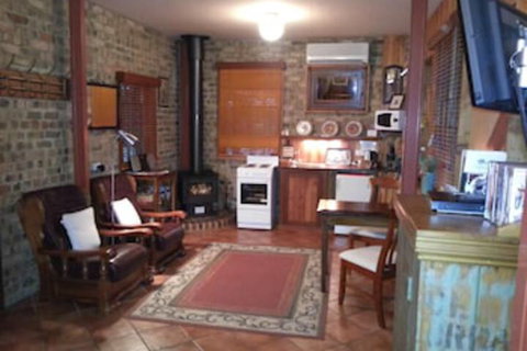 Eagle Foundry Bed & Breakfast - Getaway Accommodation 4