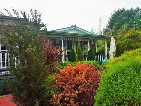 Hillside Bed & Breakfast - Getaway Accommodation 2