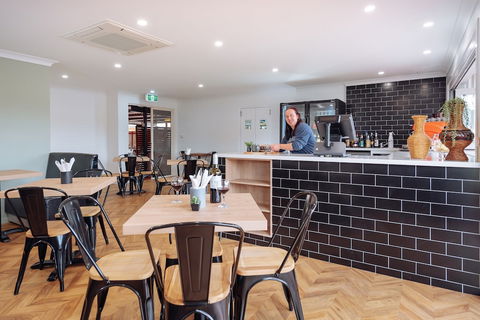 Raintree Motel Biloela - Getaway Accommodation 3