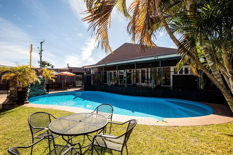 Hotel Settlers - Getaway Accommodation 4