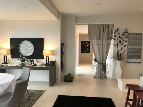 Saltwater Sunrise - Getaway Accommodation 5