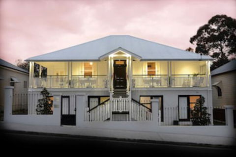 Heal House - Getaway Accommodation 0