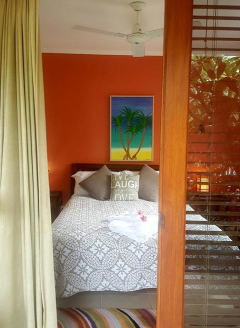 Pandanus Holiday Apartments - Getaway Accommodation 6