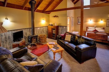Trawool Cottages & Farmstay - Getaway Accommodation 2