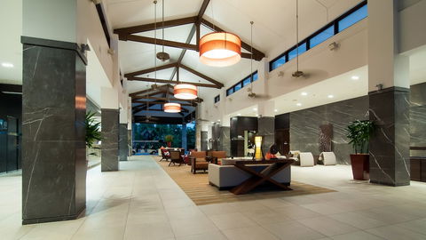 Sea Temple Port Douglas Luxury Apartments - Getaway Accommodation 2