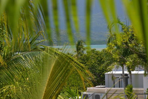Monsoon Villa B - Getaway Accommodation 4