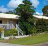 Tinaroo Sunset Retreat - Getaway Accommodation