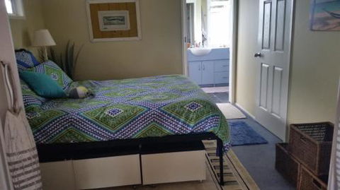 Wyreepi Caribbean Chalet - Getaway Accommodation 4