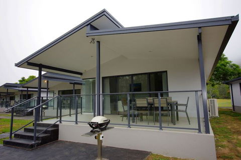 Del Rio Riverside Resort - Getaway Accommodation 3