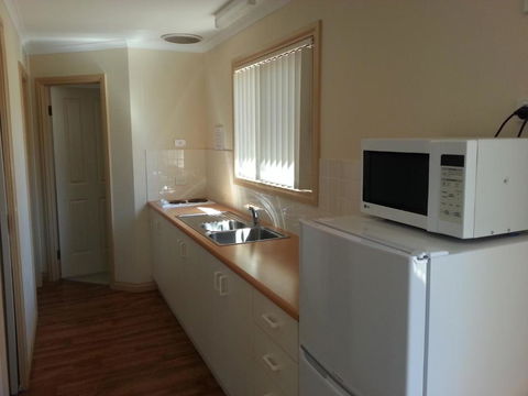 Sonbern Lodge Motel - Getaway Accommodation 3