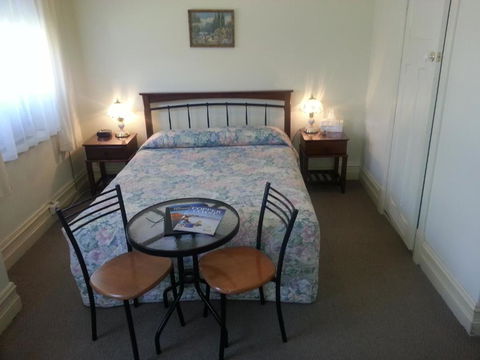 Sonbern Lodge Motel - Getaway Accommodation 2