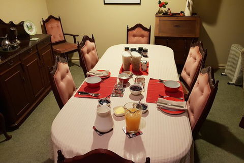 Karingal Homestead B & B - Getaway Accommodation 2