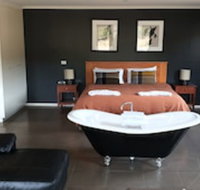 Blaze Rock Retreat - Getaway Accommodation