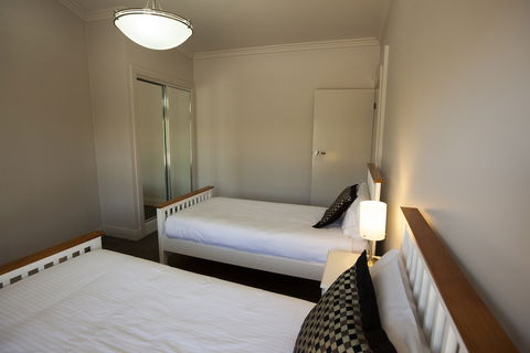 Southgate Motor Inn - Getaway Accommodation 2