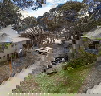 Currawong Lodge - Getaway Accommodation