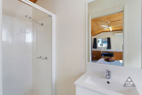 Harbour Lights Tourist Park - Getaway Accommodation 3