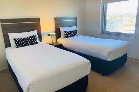 Hume Serviced Apartments - Getaway Accommodation 4