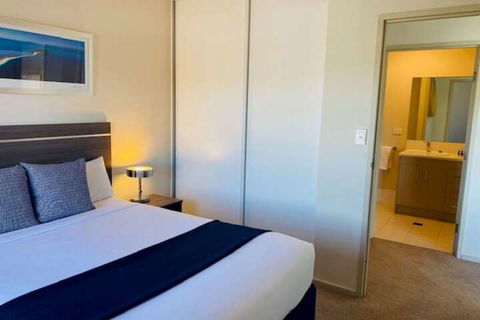 Hume Serviced Apartments - Getaway Accommodation 7