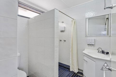 Lake Tinaroo Holiday Park - Getaway Accommodation 7