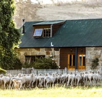 Daisy Bank Cottages - Getaway Accommodation