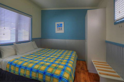 Beachcomber Holiday Park - Getaway Accommodation 1