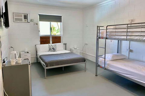 Port Douglas Backpackers - Getaway Accommodation 2