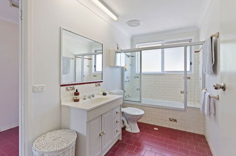 Clifford Park Holiday Motor Inn - Getaway Accommodation 1