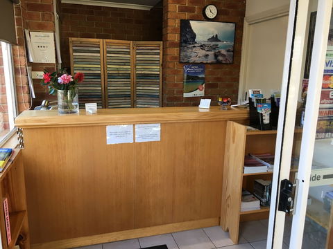 Inverloch Central Motor Inn - Getaway Accommodation 2