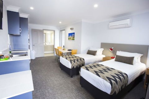Altitude Motel Apartments - Getaway Accommodation 0