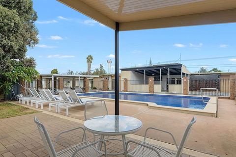 Comfort Inn Flinders On Main - Getaway Accommodation 3