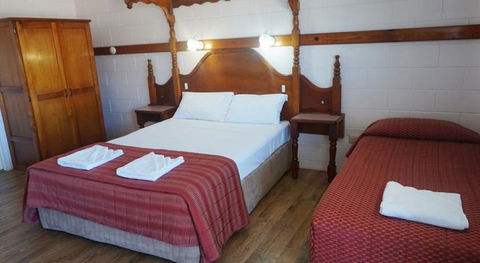 Yongala Lodge By The Strand - Getaway Accommodation 3
