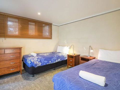 Stradbroke Sunset - Getaway Accommodation 6