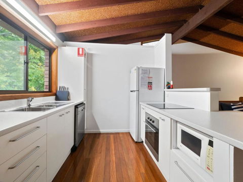 Ocean Mist House - Getaway Accommodation 6