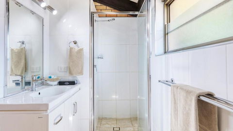 All Travellers Motor Inn - Getaway Accommodation 3