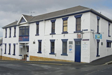 Shipwrights Arms Hotel - Getaway Accommodation 2