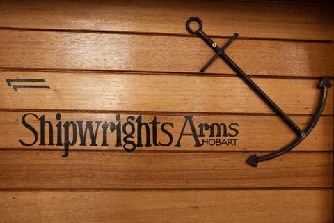 Shipwrights Arms Hotel - Getaway Accommodation 3