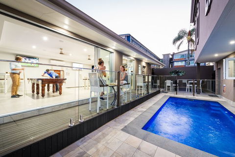 Athena Motel Apartments - Getaway Accommodation 1
