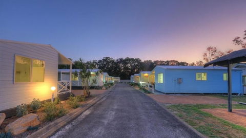 Bays Holiday Park - Getaway Accommodation 0