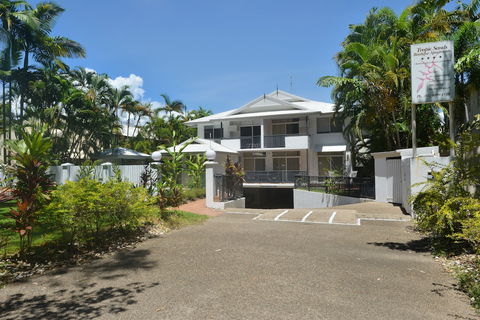 Seascape Holidays - Tropic Sands - Getaway Accommodation 1
