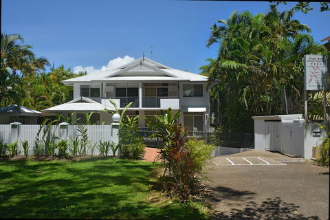 Seascape Holidays - Tropic Sands - Getaway Accommodation 0